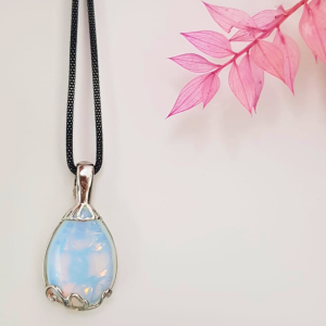 Opalina con cierre magnético